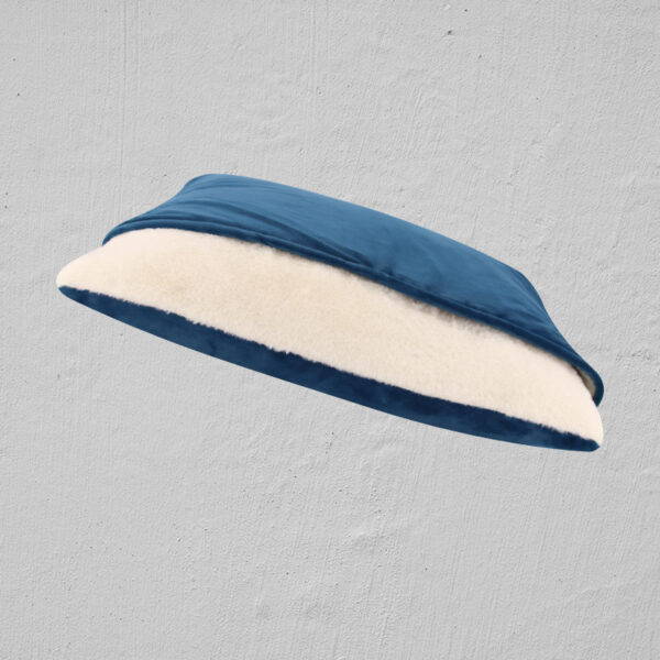 Removable and washable bite resistant pet sleeping bag - Image 8