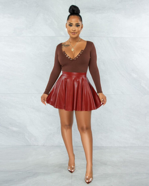 Sexy Solid Color PU Leather Swing Women's Skirt - Image 2