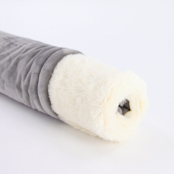 Removable and washable bite resistant pet sleeping bag - Image 2